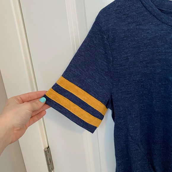 Navy Blue Twist Front Tee - Picture 3 of 5